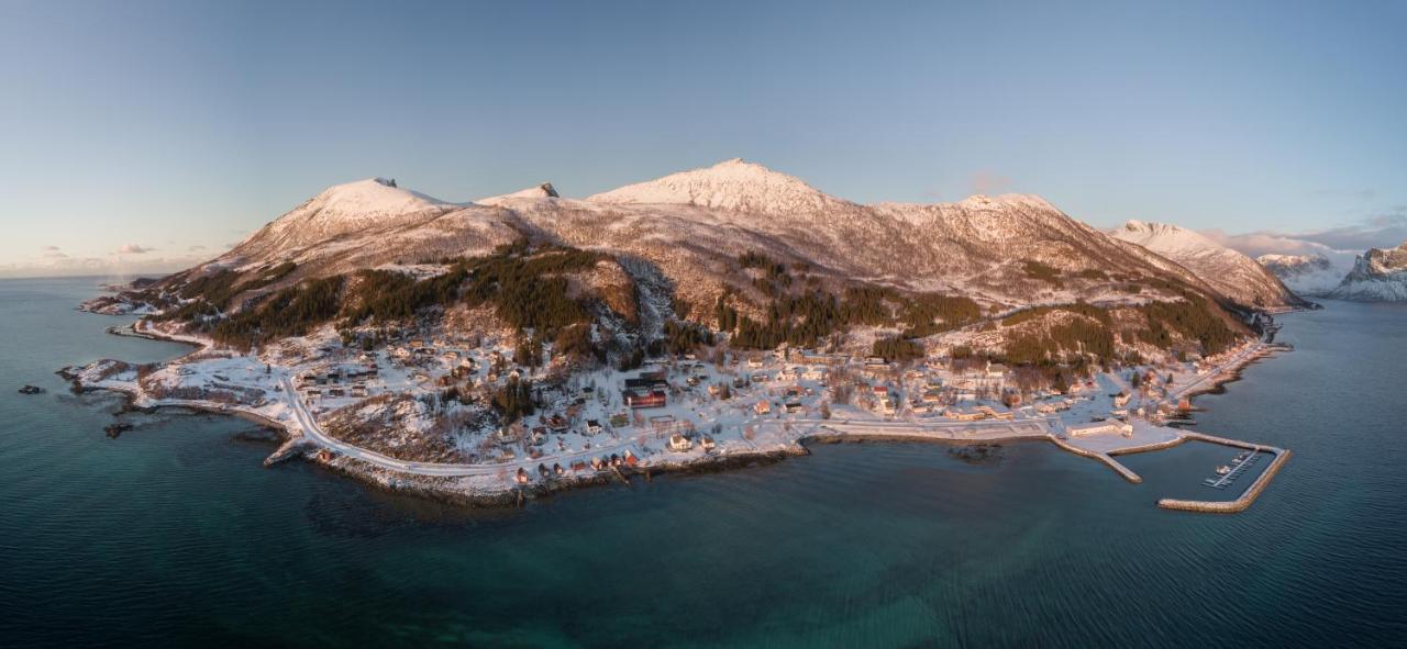 Skagi Bed & Lodge Skaland Екстериор снимка